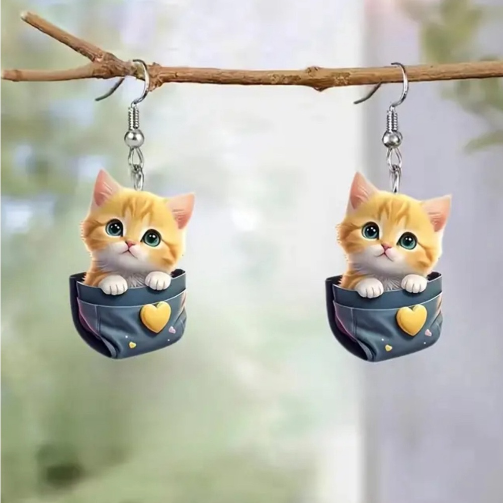 Adorable little pocket kitty dangle earrings